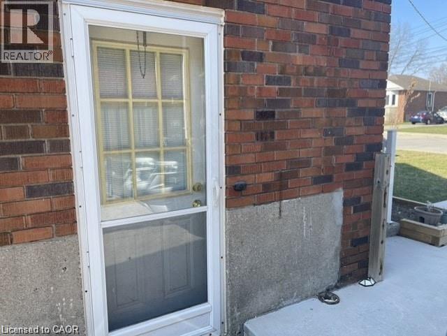 255 E 34th St in Hamilton, ON - Building Photo - Building Photo