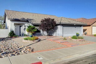 852 Coastal Beach Rd in Henderson, NV - Building Photo