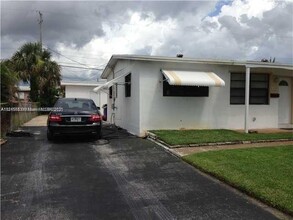 4160 NW 12th Ave in Fort Lauderdale, FL - Building Photo - Building Photo