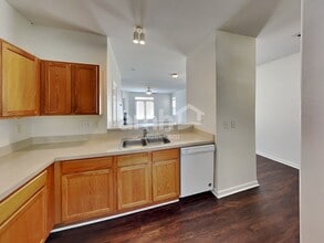 11251 Heritage Green Dr in Cornelius, NC - Building Photo - Building Photo