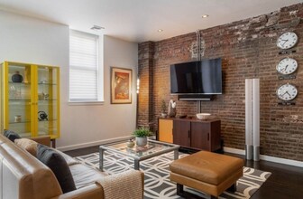 136 Arlington St, Unit 3 in Boston, MA - Building Photo - Building Photo