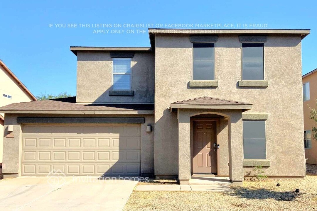 2328 E Meadow Creek Way in Queen Creek, AZ - Building Photo