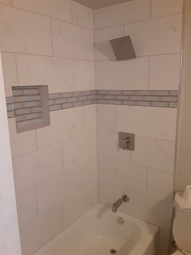 property at 2272 Jamestown Ln