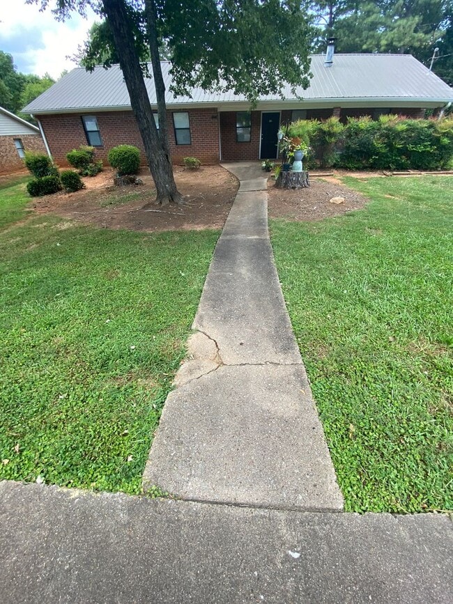 property at 111 Vintage Ct