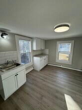 20 Nordland Ave, Unit 2W in Cromwell, CT - Building Photo - Building Photo