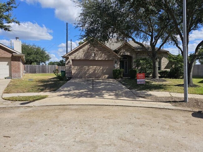 17202 Timber Cliff Ct in Cypress, TX - Building Photo - Building Photo