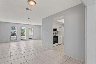 2502 Indigo Dr in Dunedin, FL - Building Photo - Building Photo
