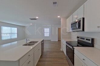 124 Inez Ave in Springfield, GA - Foto de edificio - Building Photo