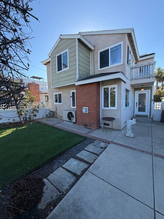 731-33 Beryl St in San Diego, CA - Building Photo - Building Photo