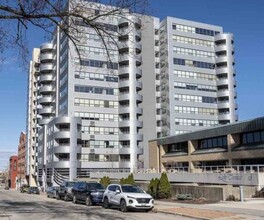 Marina Condominiums in Madison, WI - Building Photo - Building Photo