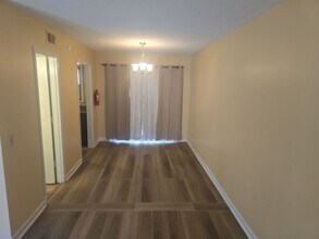 1520 Canal Dr in Columbia, SC - Building Photo - Building Photo