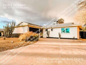 2408 E Delgado St in Phoenix, AZ - Foto de edificio - Building Photo