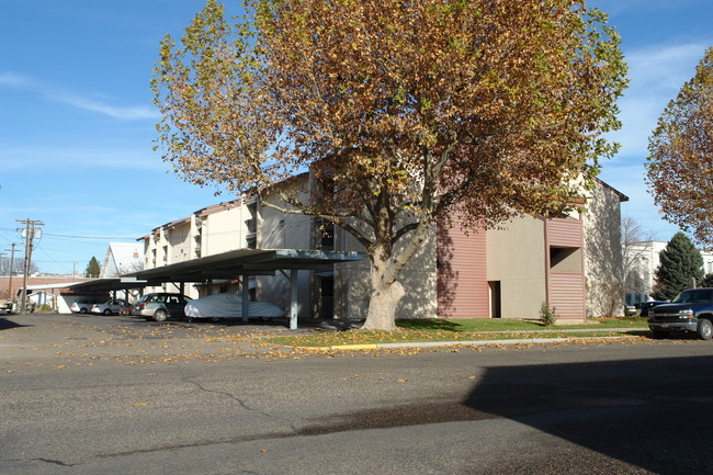 Park View Center in Weiser, ID - Foto de edificio - Building Photo