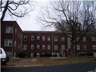 1510 SE Riverside Dr in Evansville, IN - Foto de edificio - Building Photo