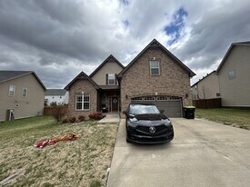 404 Sedgwick Ln in Clarksville, TN - Building Photo