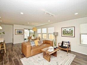 6709 Sunderland Trail in Austin, TX - Building Photo - Building Photo