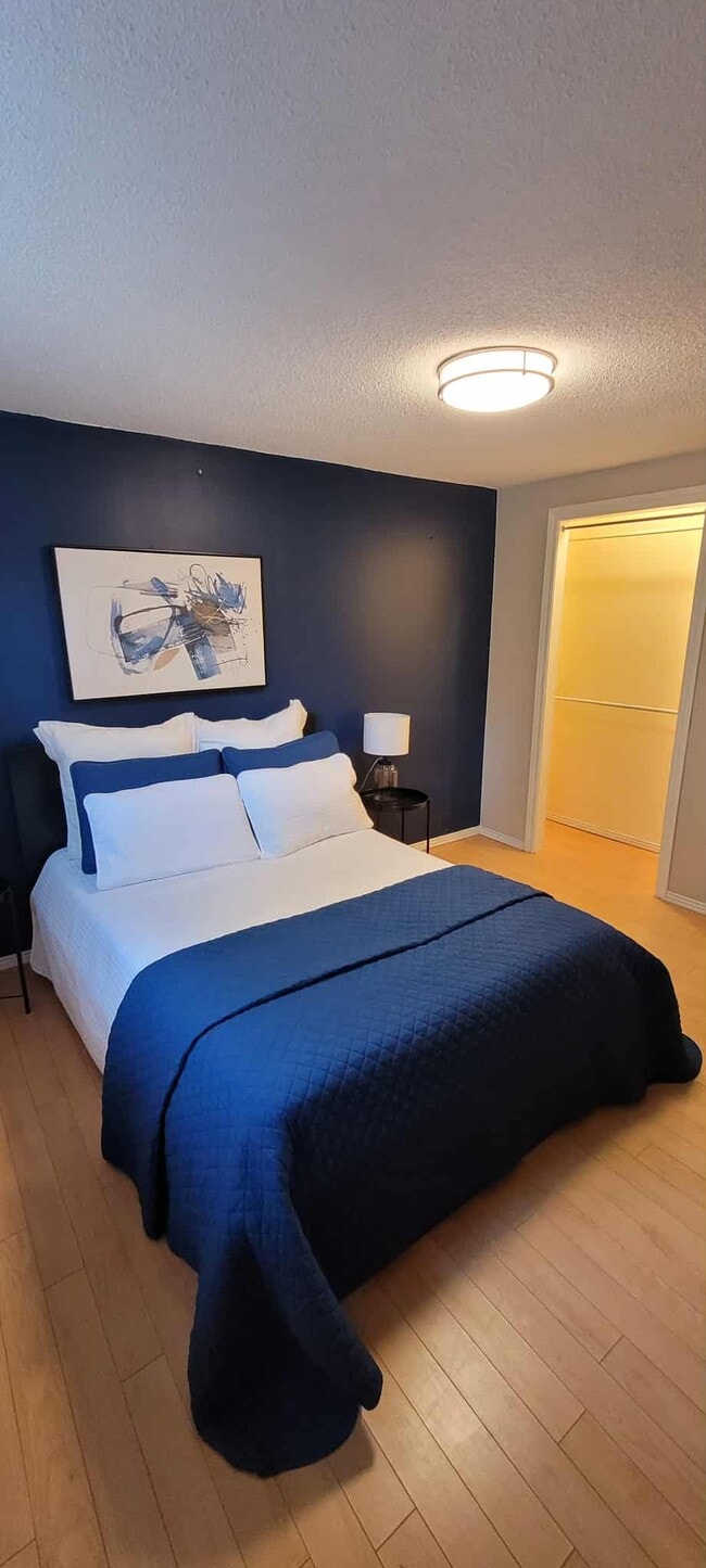 property at 717 Coulson Av