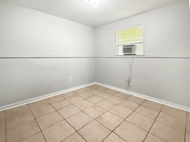 524 Starrett Rd in River Ridge, LA - Building Photo - Building Photo