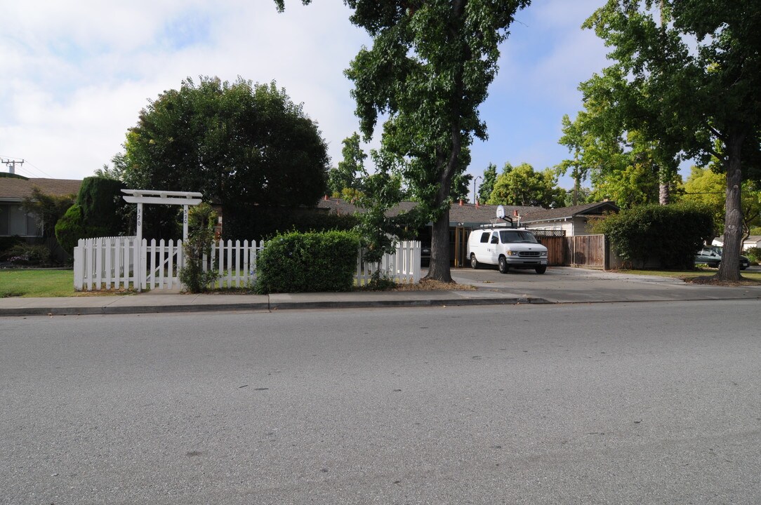 320 David/742 Monica Ln. in Campbell, CA - Building Photo