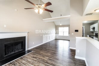 2532 Brookgate Crossing in Ellenwood, GA - Building Photo - Building Photo