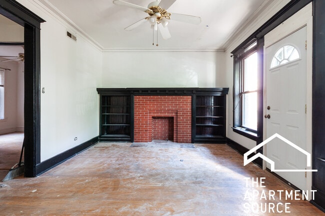 property at 906 W Belle Plaine Ave