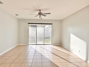 4930 Soft Rush St in Orlando, FL - Building Photo - Building Photo