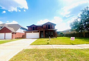 6527 River Bluff Dr in Houston, TX - Building Photo