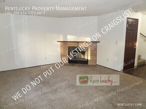 33033 22nd Pl S in Federal Way, WA - Building Photo - Building Photo