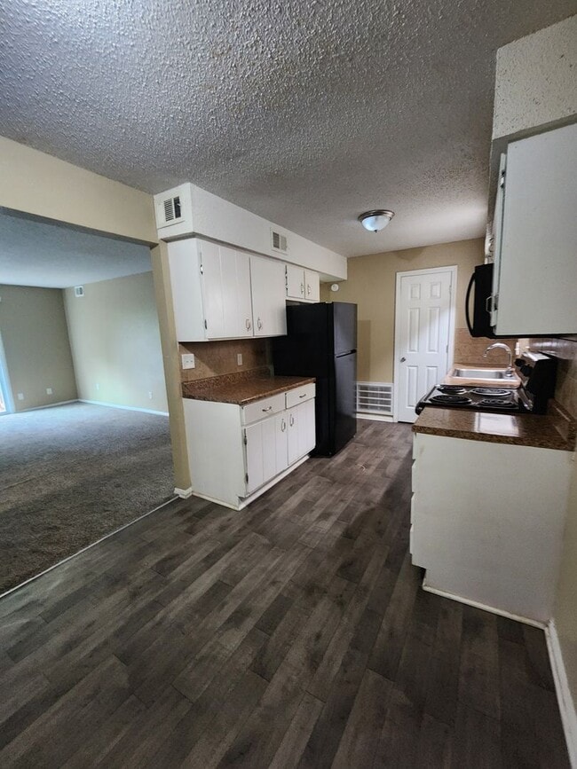property at 1033 S Brookside Ave