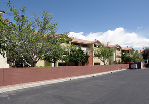 4200 S Valley View Blvd Apartments