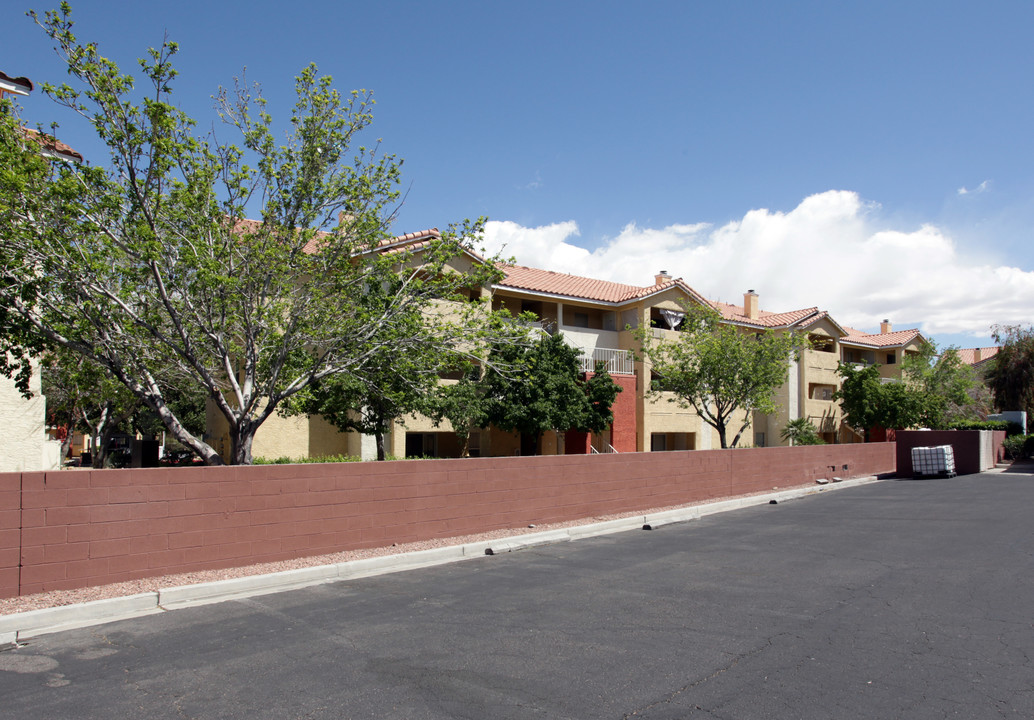 Flamingo Palms Villas in Las Vegas, NV - Building Photo