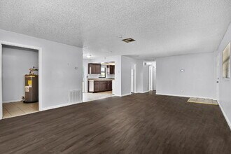 4224 Colony Way in Orlando, FL - Building Photo - Building Photo