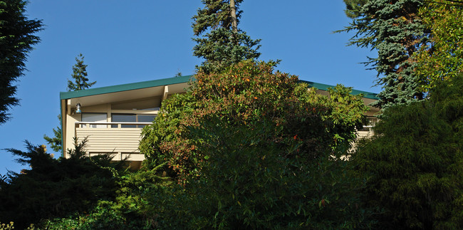 Kimberly Apartments in Seattle, WA - Building Photo - Building Photo