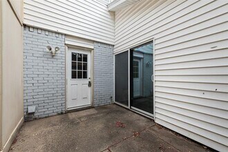 1804 Ridgeview Plaza in Mesquite, TX - Foto de edificio - Building Photo