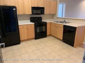 100 Campus Walk Trail in Elon, NC - Building Photo - Building Photo