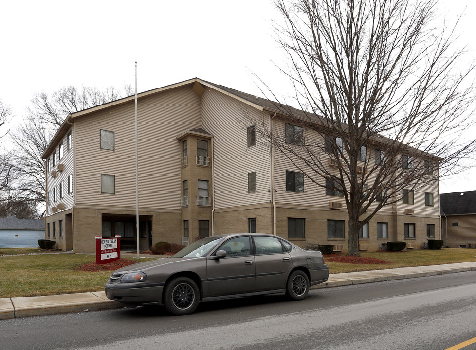 Mount Paran Square Apartments in Indianapolis, IN - Building Photo