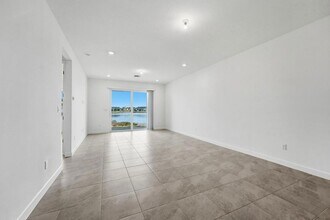 6418 Seabright Ter in Fort Pierce, FL - Building Photo - Building Photo