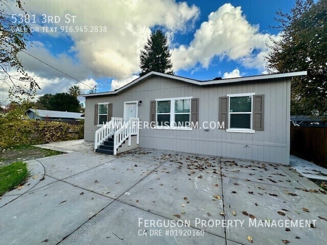 5381 3rd St in Rocklin, CA - Foto de edificio - Building Photo