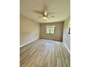 136 Cape Coral Pkwy W in Cape Coral, FL - Building Photo - Building Photo