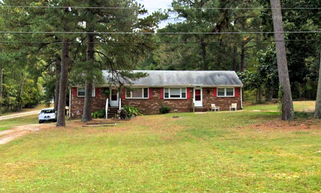 property at 15717 S Crater Rd