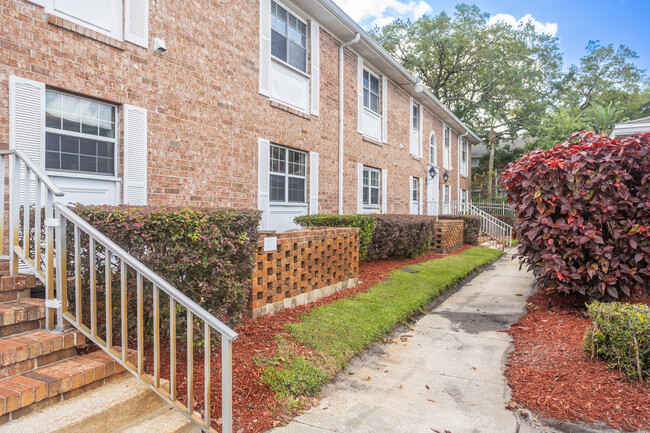 Plantation Gardens in Orlando, FL - Foto de edificio - Building Photo