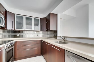 2475 Brickell Ave in Miami, FL - Building Photo - Building Photo
