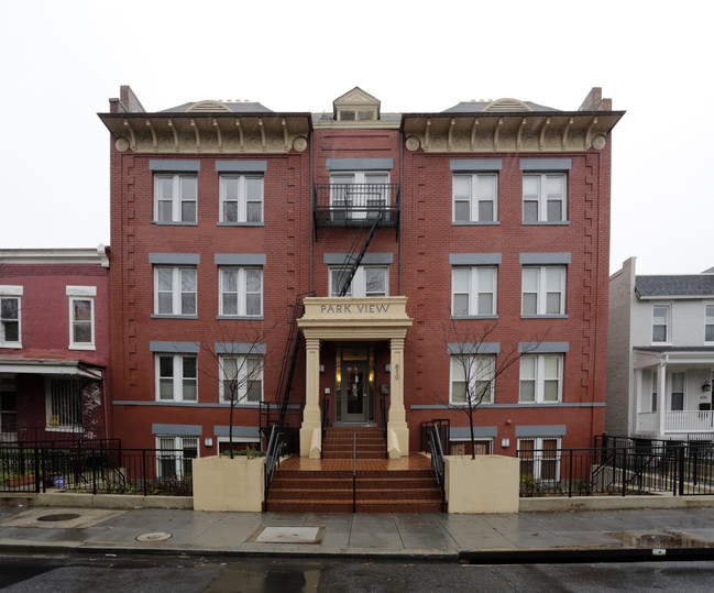 Washington Parkview Apartments in Washington, DC - Foto de edificio - Building Photo