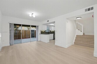 12224 SW 52nd Pl in Cooper City, FL - Building Photo - Building Photo