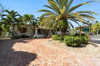 609 NE 9th Ave in Fort Lauderdale, FL - Building Photo - Building Photo