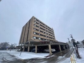 7300 W North Ave in Elmwood Park, IL - Building Photo