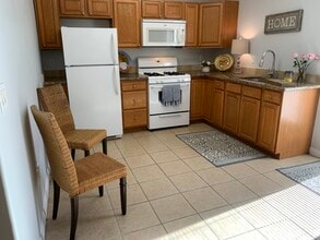 20033 Parthenia St in Northridge, CA - Building Photo - Building Photo