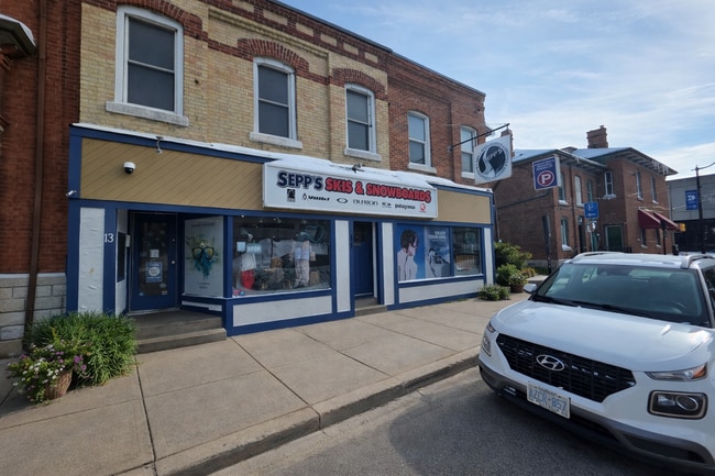 property at 11 Montreal St