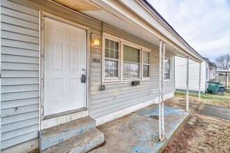 3900 Mallard Dr in Del City, OK - Building Photo - Building Photo