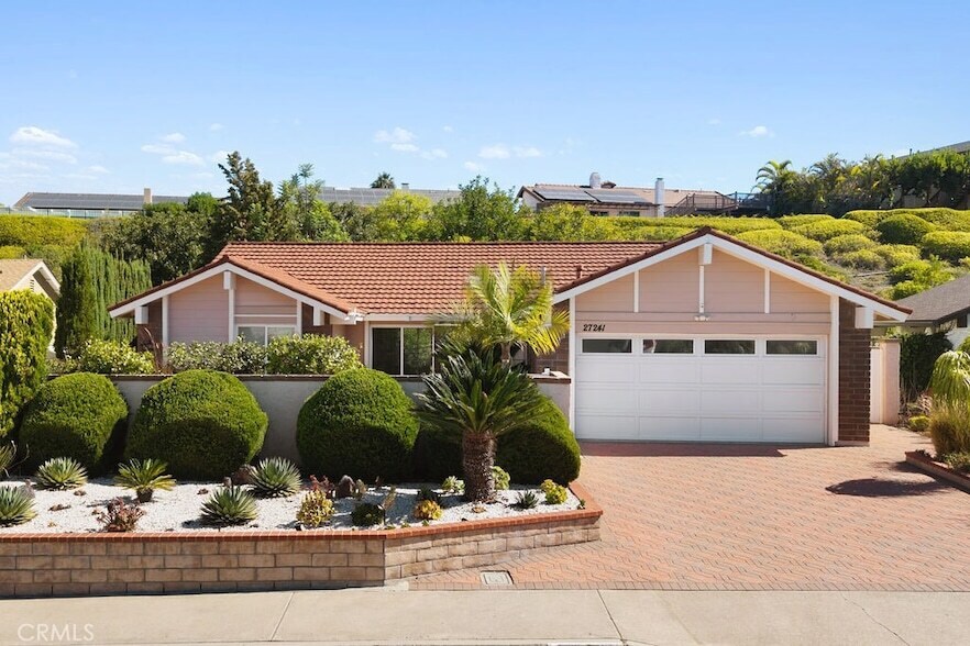 27241 Via Burgos in Mission Viejo, CA - Building Photo